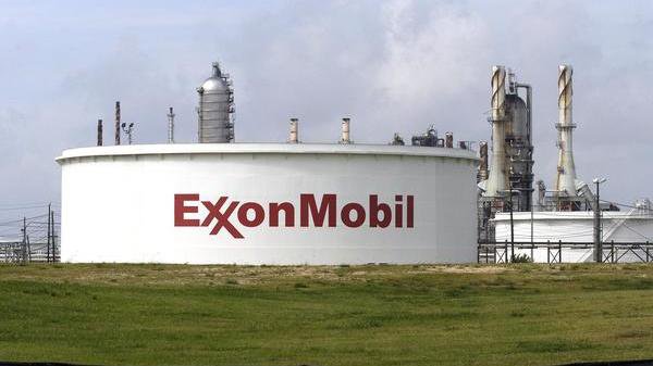 exxontank.jpg