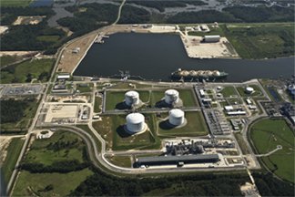 Energy Transfer and ENN sign 20-year LNG sale and purchase agreements for Lake Charles LNG.jpg
