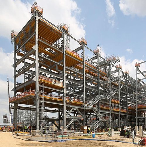 Scaffolding support, milestone for Chevron Phillips Chemical facility