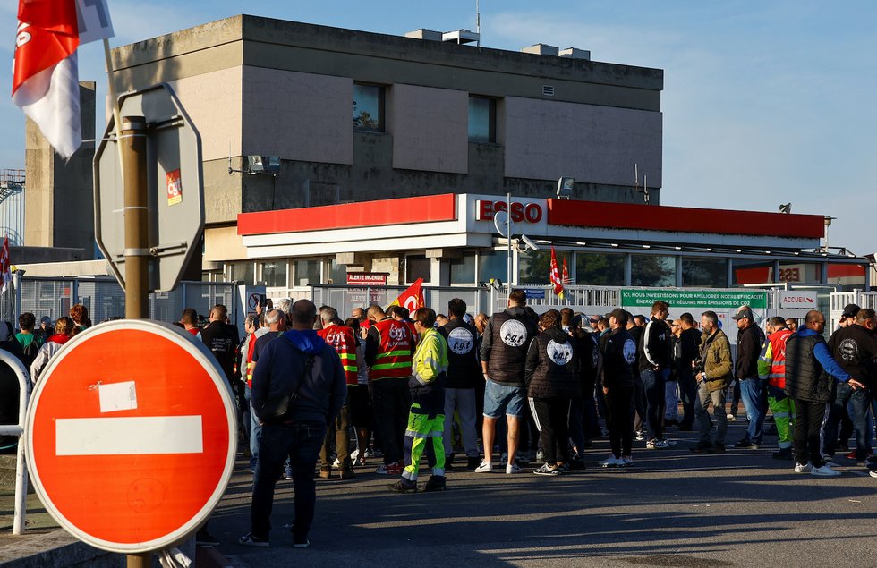 France refinery strikes