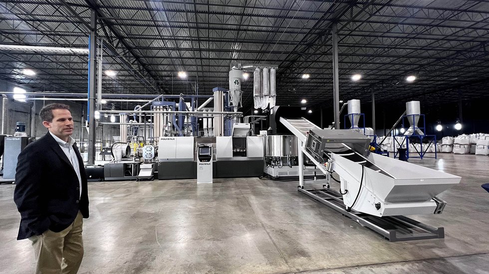 4 - Adam Gilmore Extruder Feed.jpg