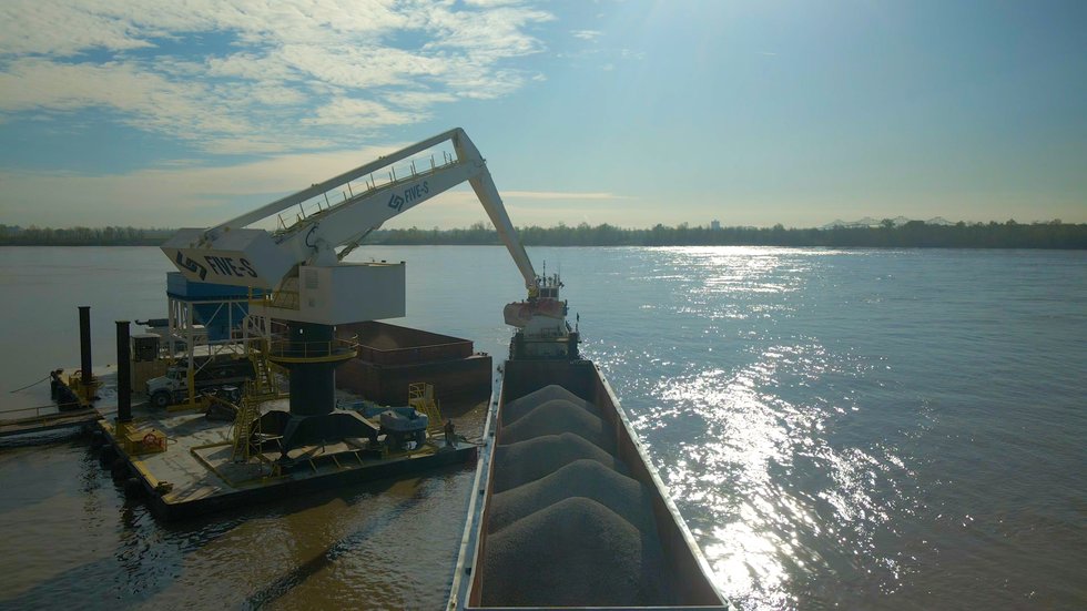 Five S Crane_v8.00_00_18_04.Still009.jpg