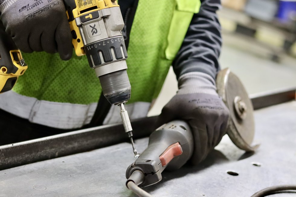 AMECO Tool-Repair-02_1.jpeg