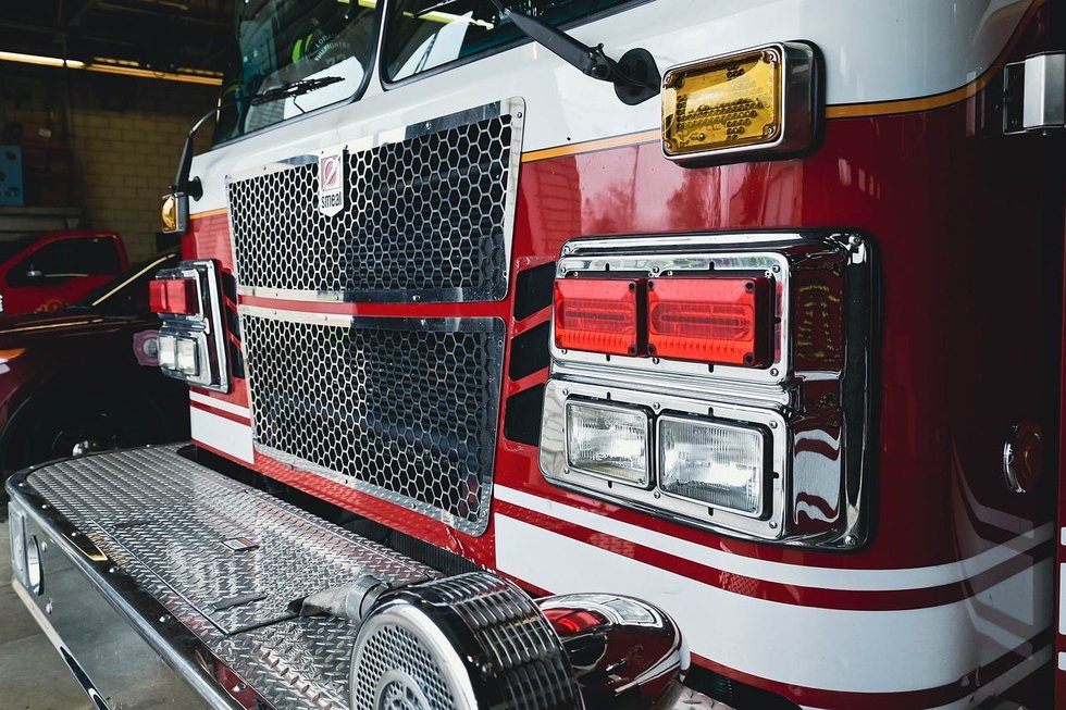 Marcus Hook refinery fire injures worker, now under control